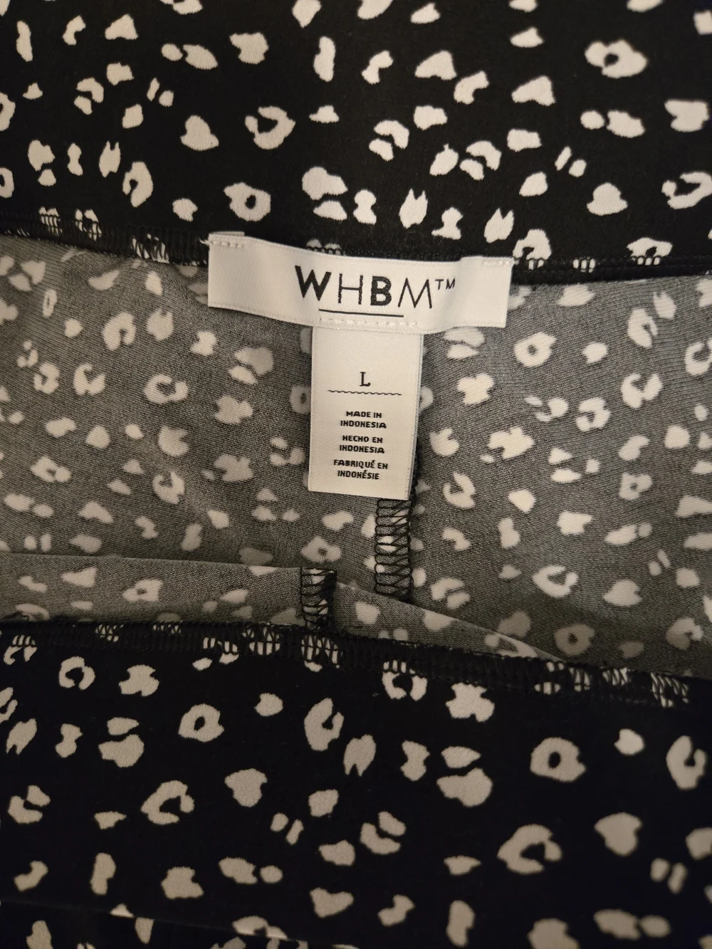WHBM Classic Black & White Printed Wide-Leg Pants - Picture 5 of 5